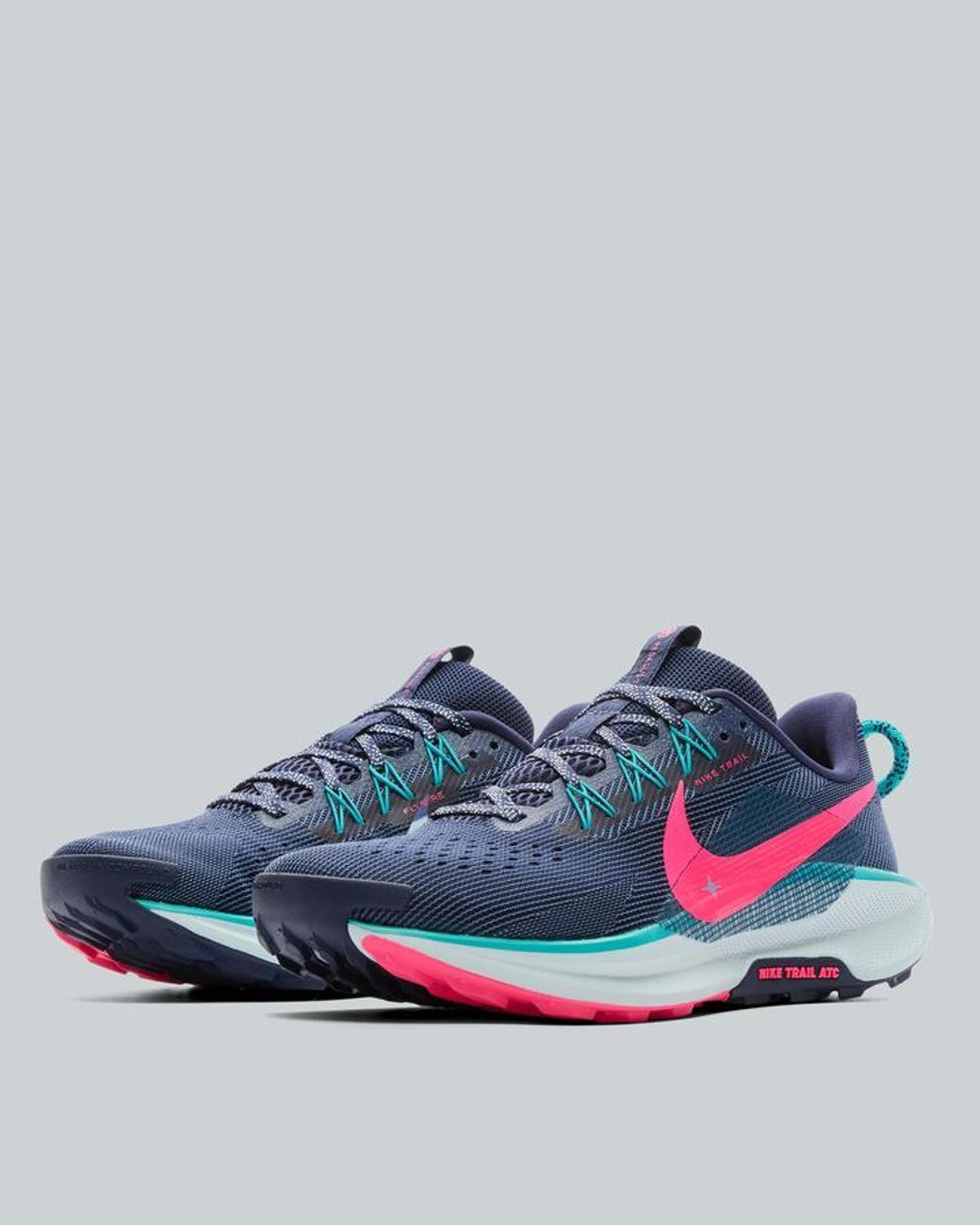 Nike White Pegasus Trail 5 Trainer for men