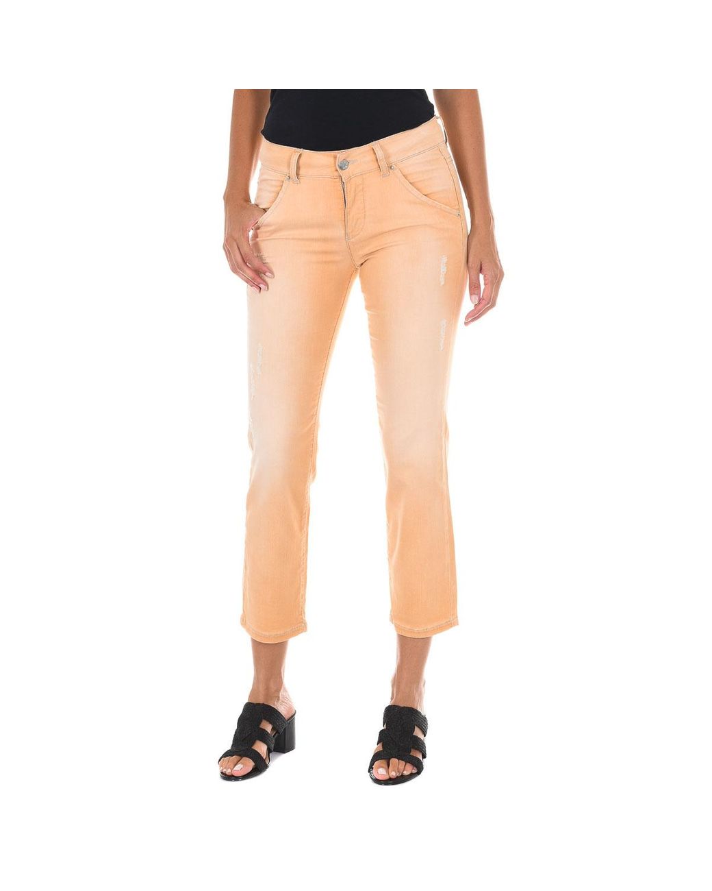 Met Orange Trousers Dyani