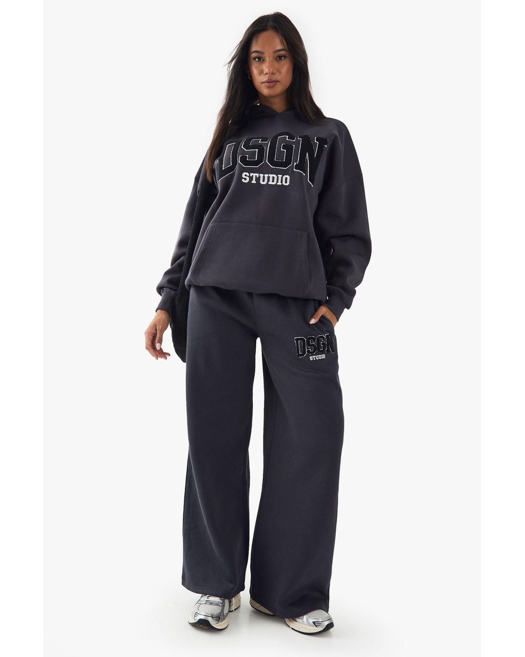 DSGN Studio Blue Towelling Applique Straight Leg Jogger