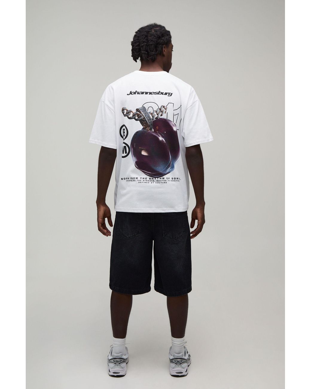 BoohooMAN White Oversized Cherry Graphic T-Shirt for men