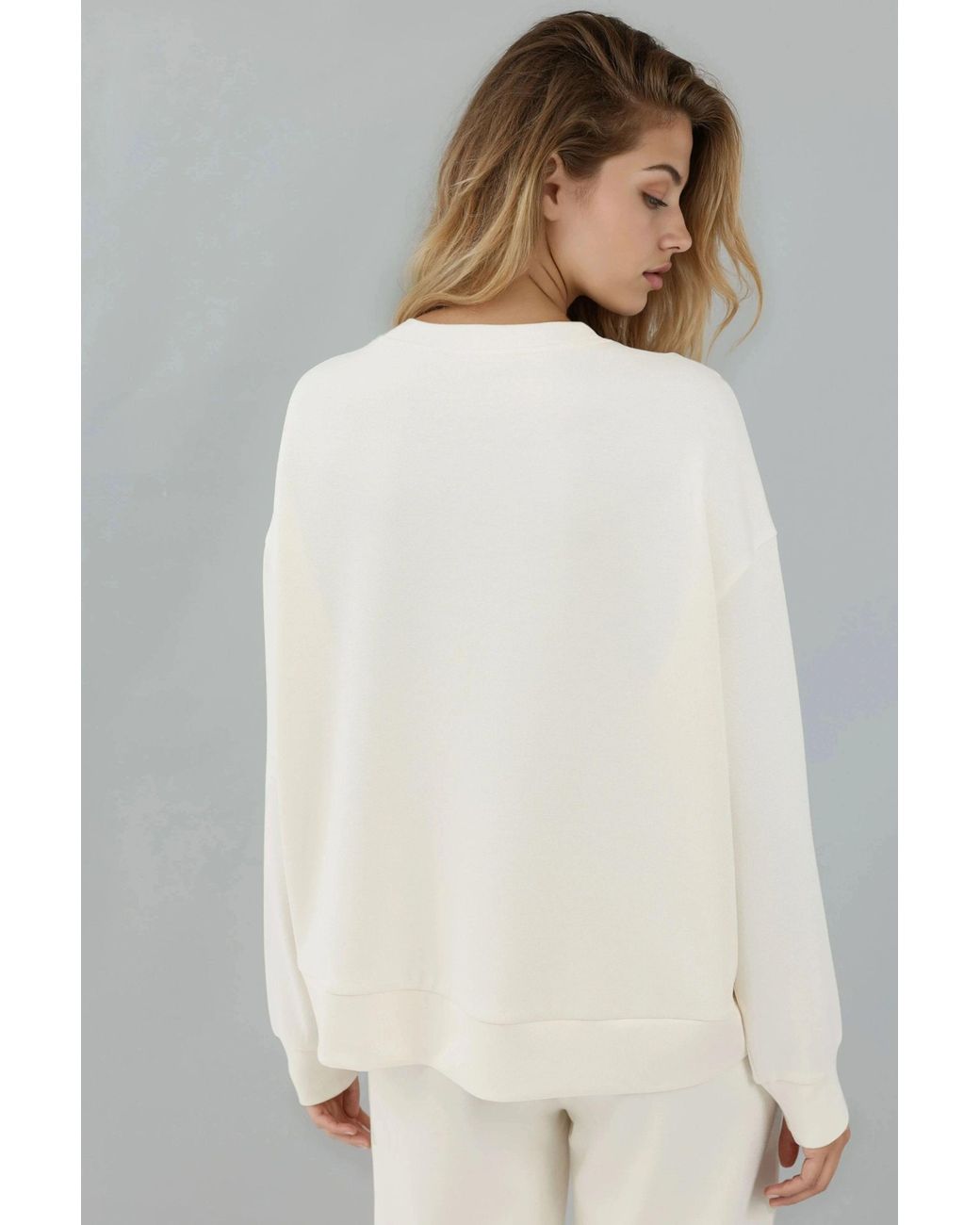 Hiccup White Modal Touch Basic Sweatshirt