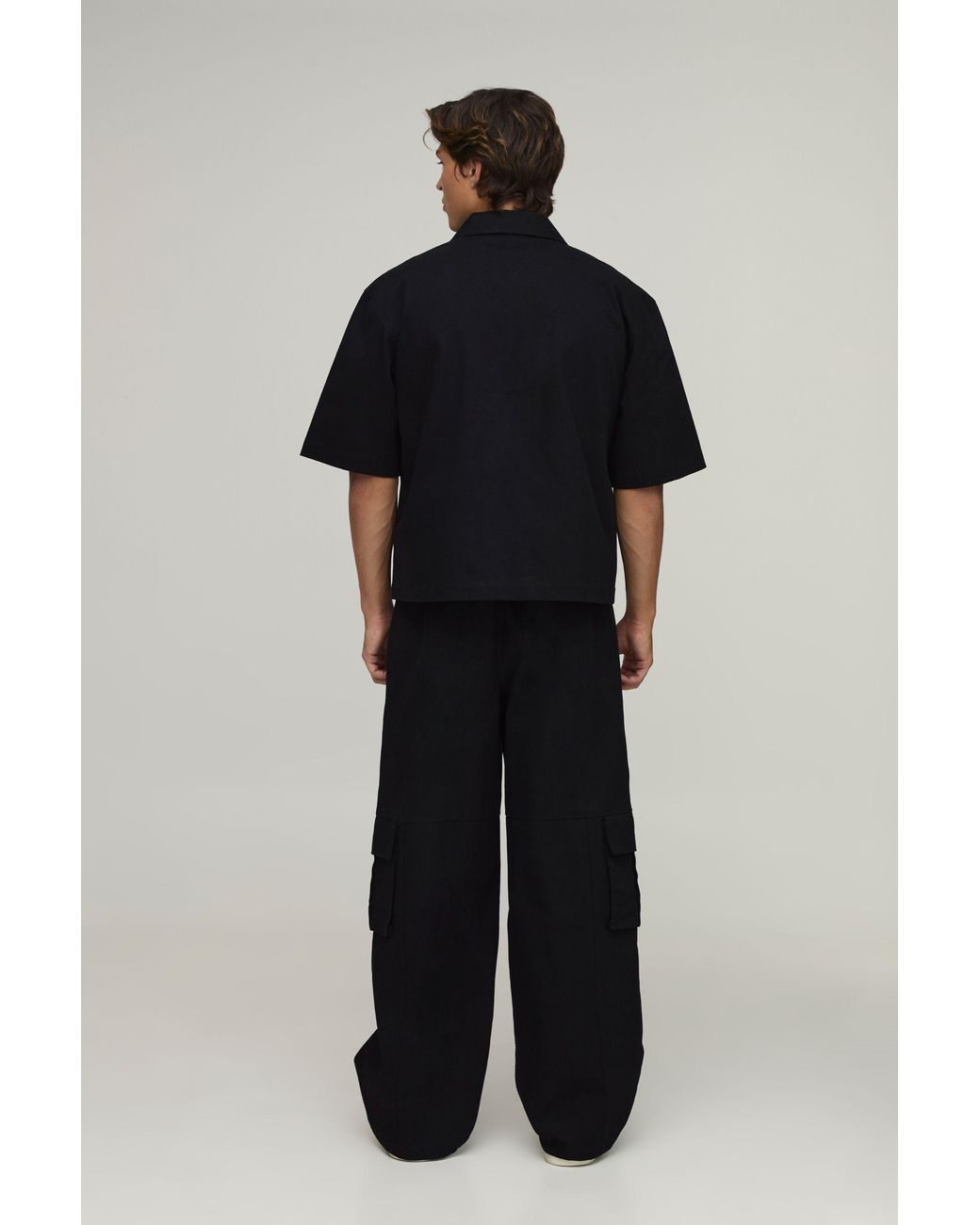 BoohooMAN Black Oversized Half Sleeve Overshirt & Baggy Trouser Cargo Set for men