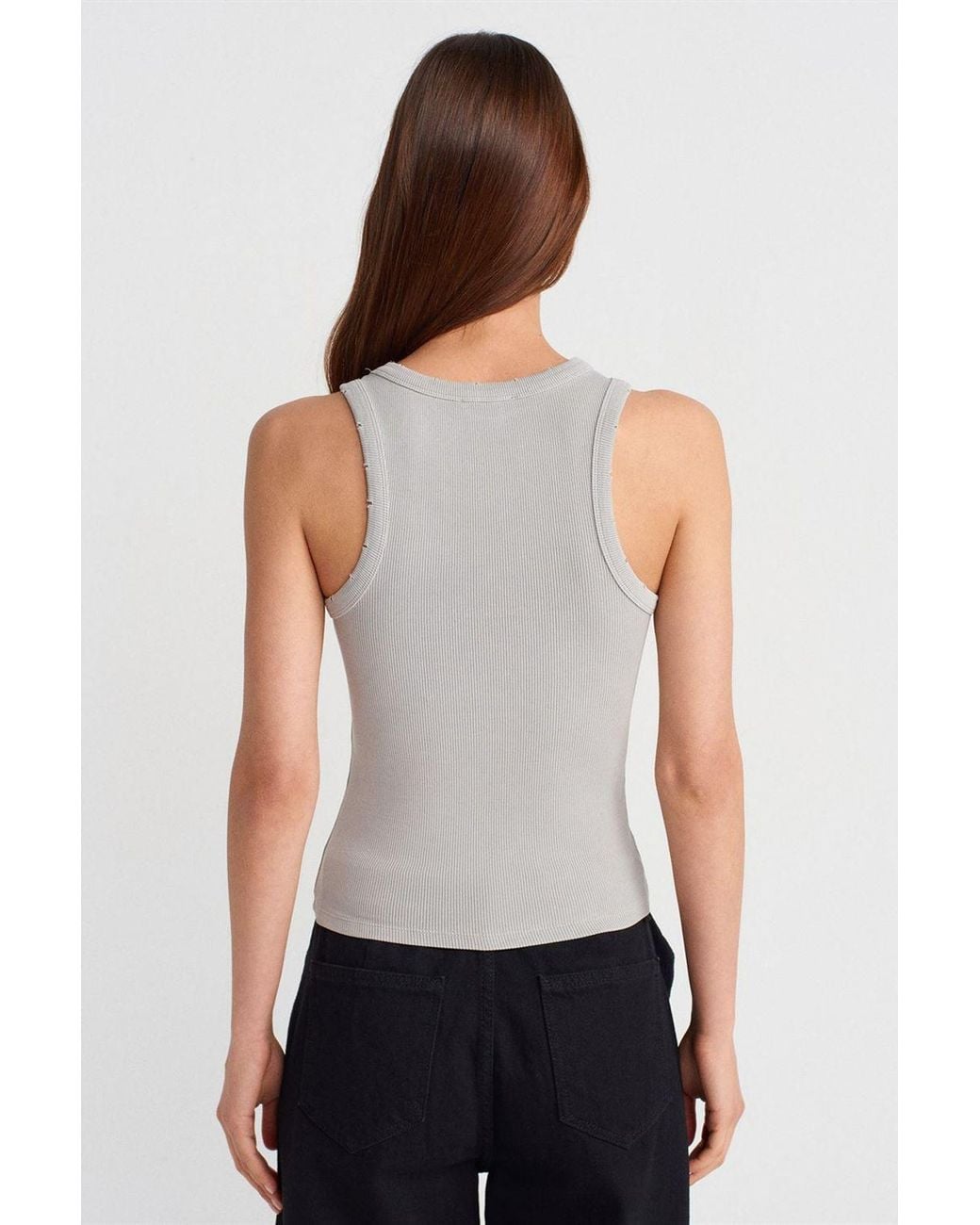 Dilvin White Sleeveless Ribbed Knit Blouse