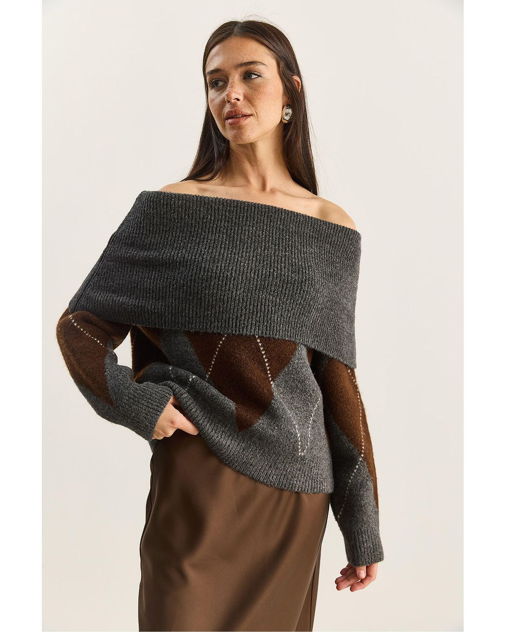 Bianco Lucci Brown Madonna Collar Knitted Sweater With Baklava Pattern