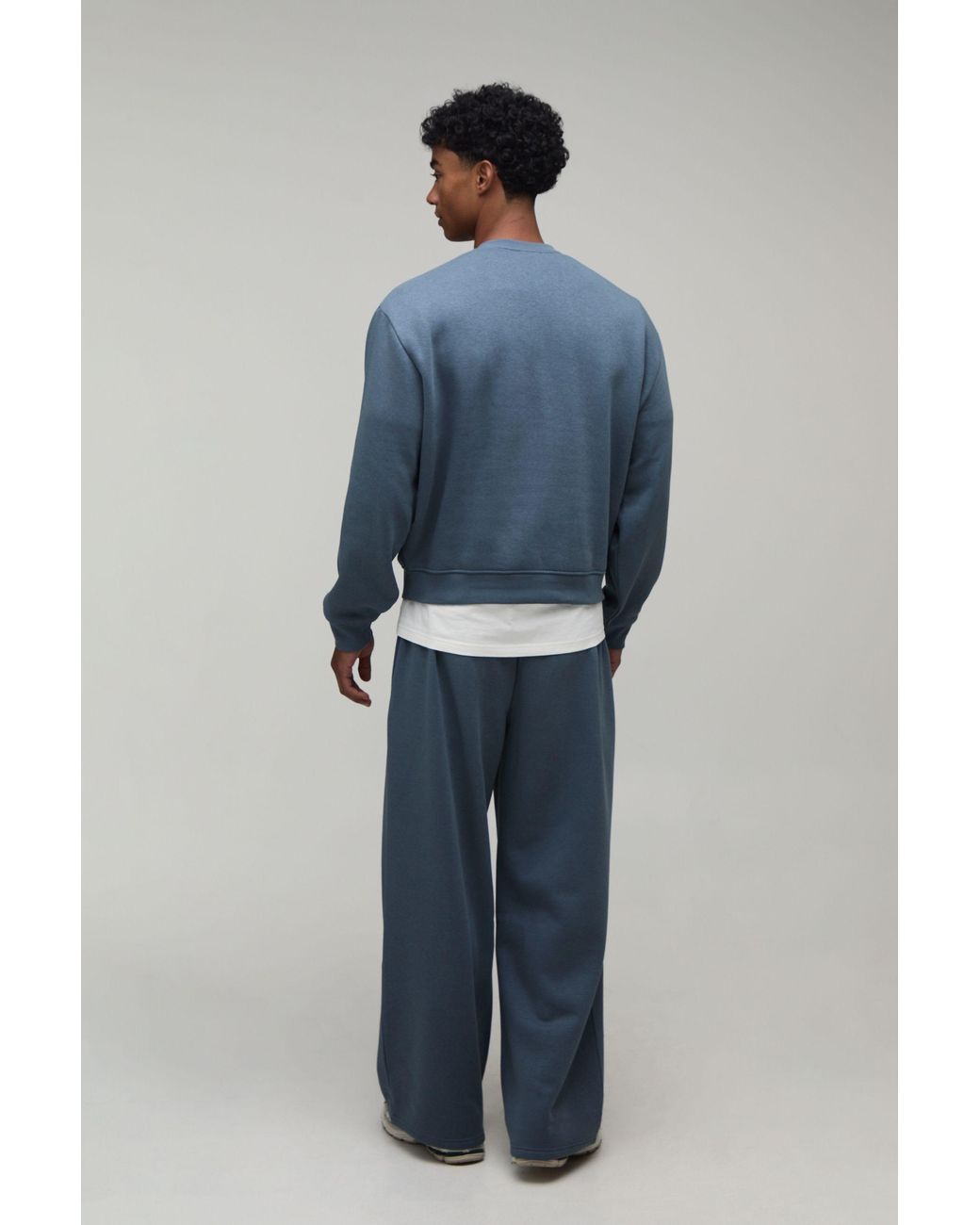 BoohooMAN Blue Overiszed Boxy Henley Sweatshirt And Wide Leg Jogger for men