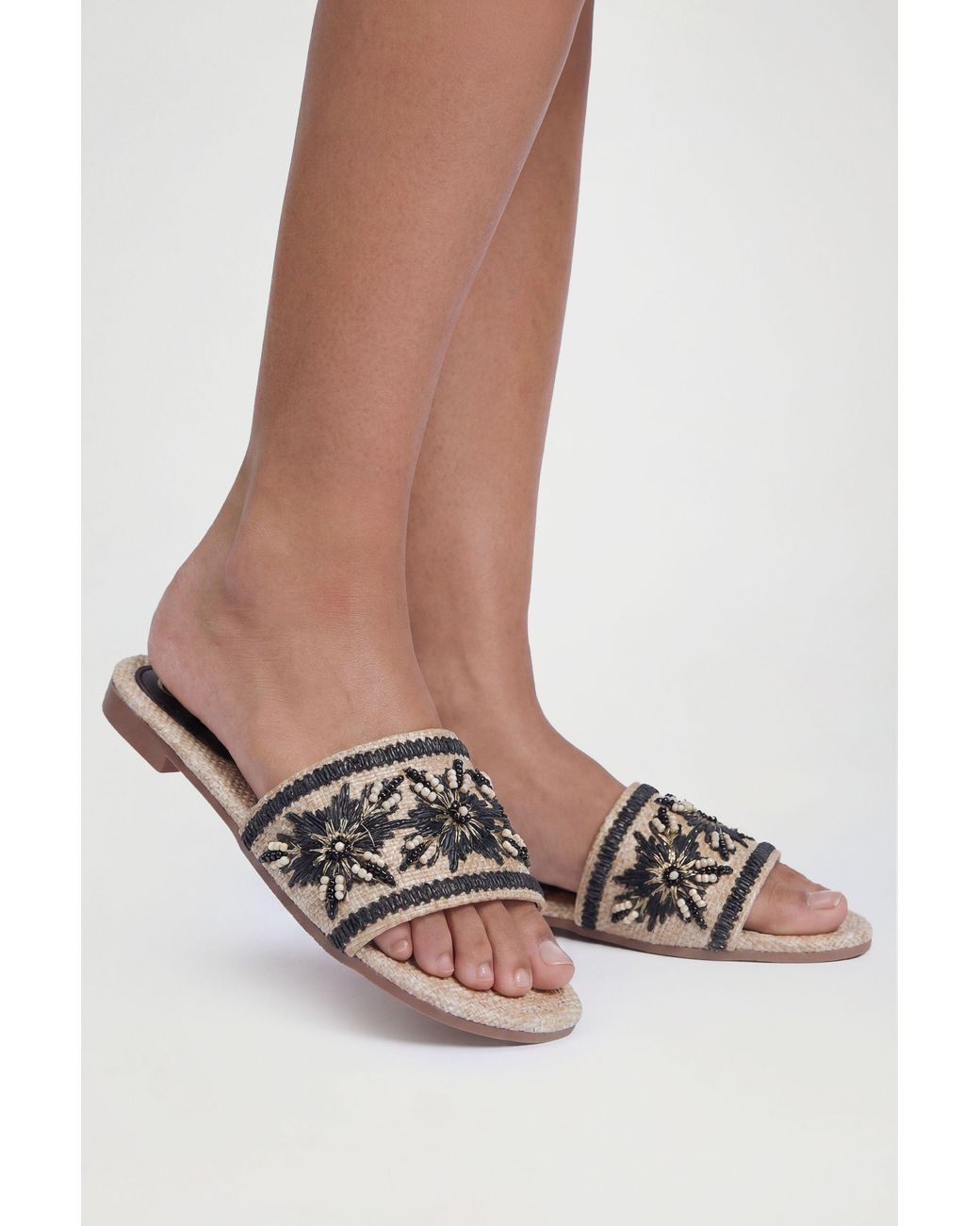 Boohoo Black Contrast Raffia Beaded Sliders