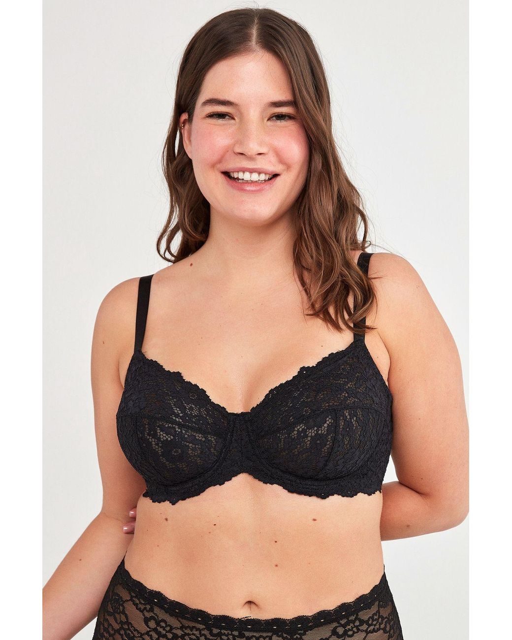 Penti Black Lace Underwired Bra