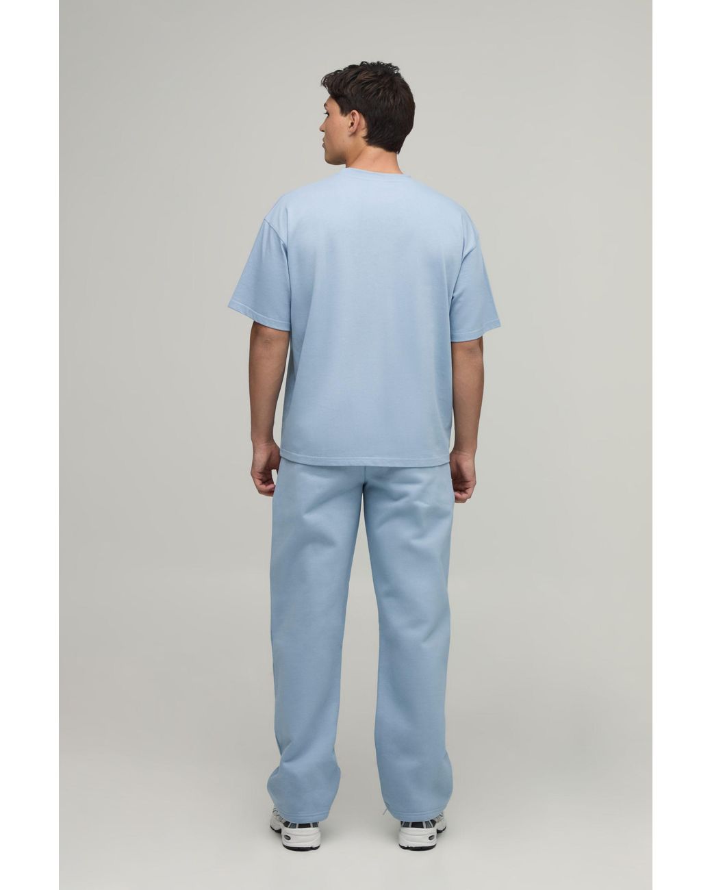 BoohooMAN Blue Straight Fit Heavyweight Embroidered Jogger for men