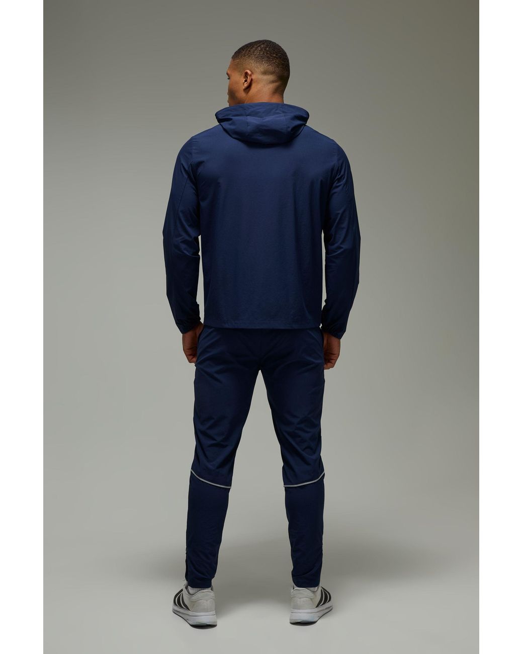 BoohooMAN Blue Active Running Ripstop Vent Windbreaker for men