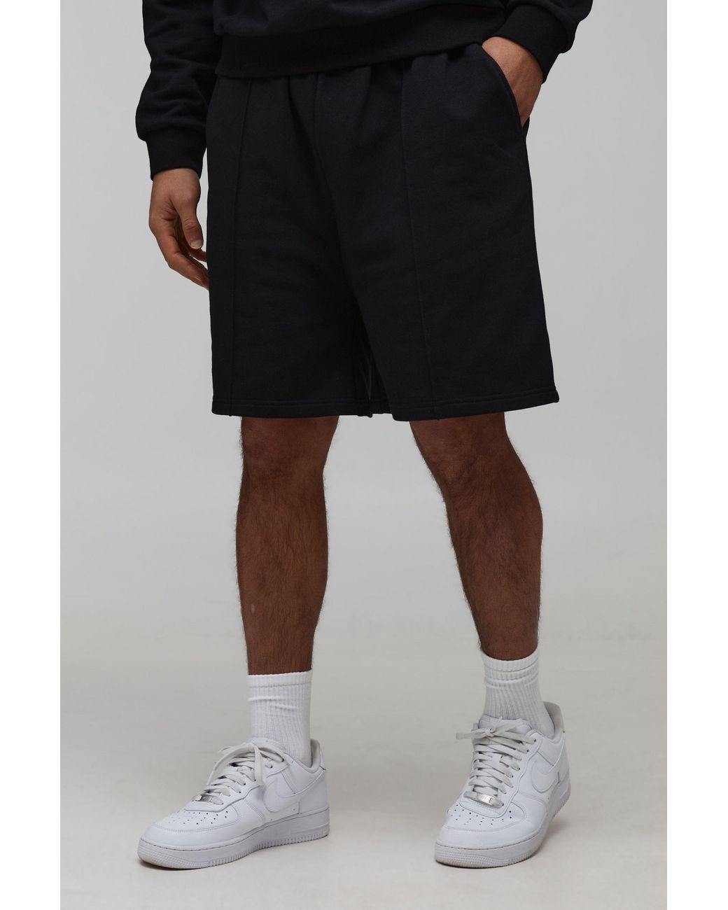BoohooMAN Black 500Gsm Heavyweight Baggy Drop Crotch Short for men