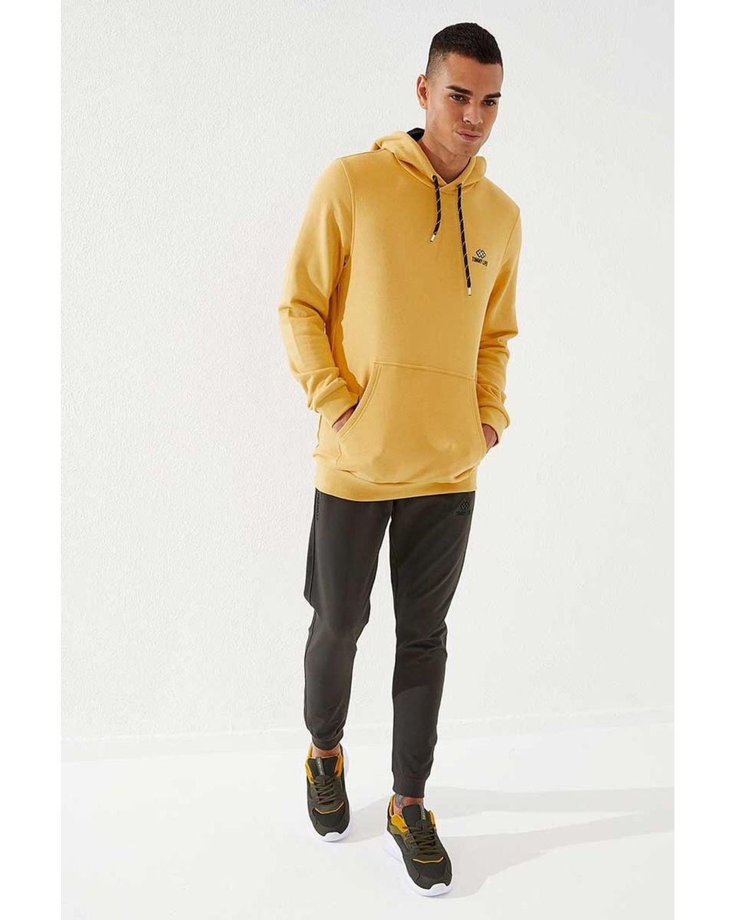 TOMMY LIFE Yellow Solid Hooded Sweatshirt With Pocket for men