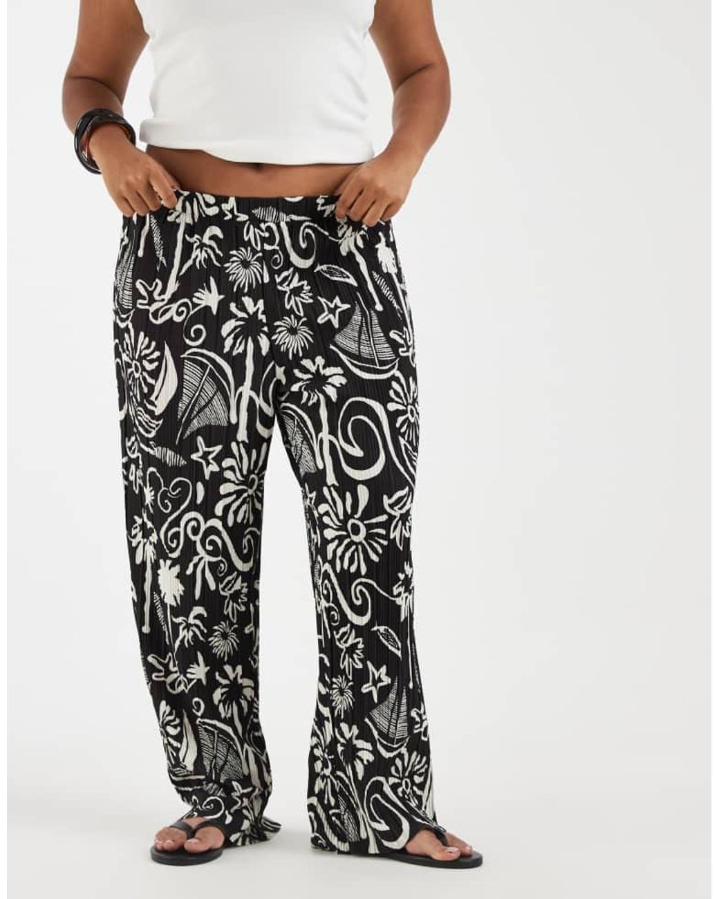 Vero Moda Black High Waist Wide Leg Plisse Trouser