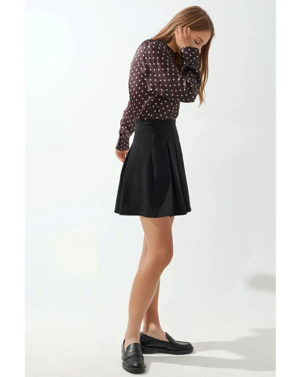 Hiccup Black Pleated Mini Skirt With Zipper Closure