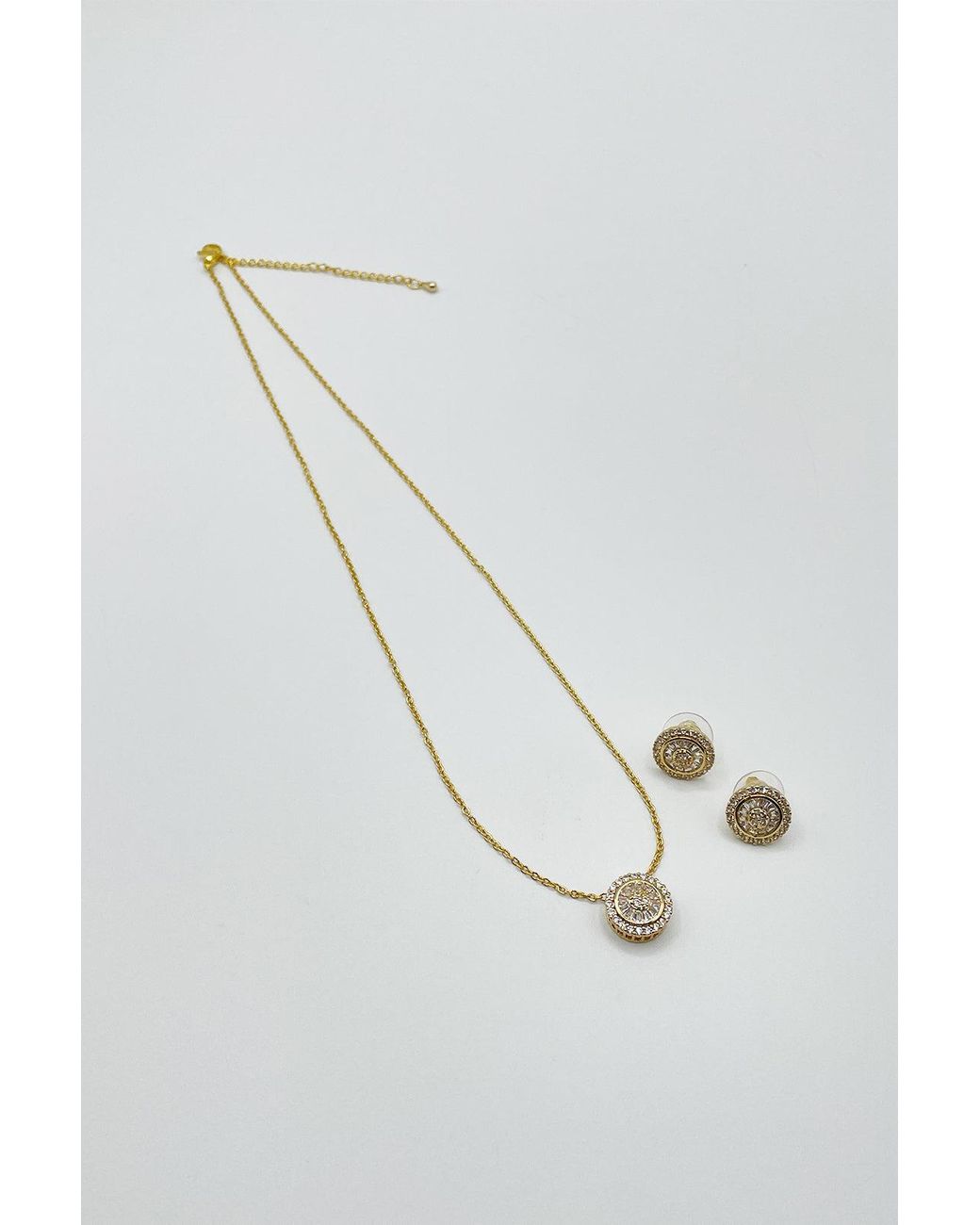 SVNX Black Diamante Halo Necklace & Earrings Set