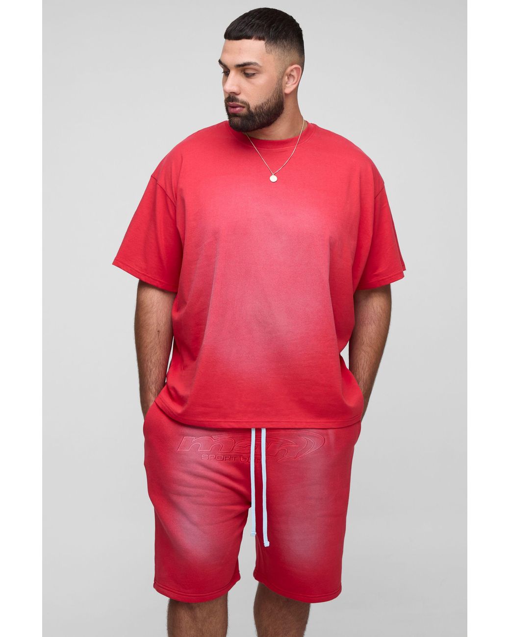BoohooMAN Red Plus Ofcl Applique Spray Wash T-Shirt & Oversized Drop Crotch Short Set for men