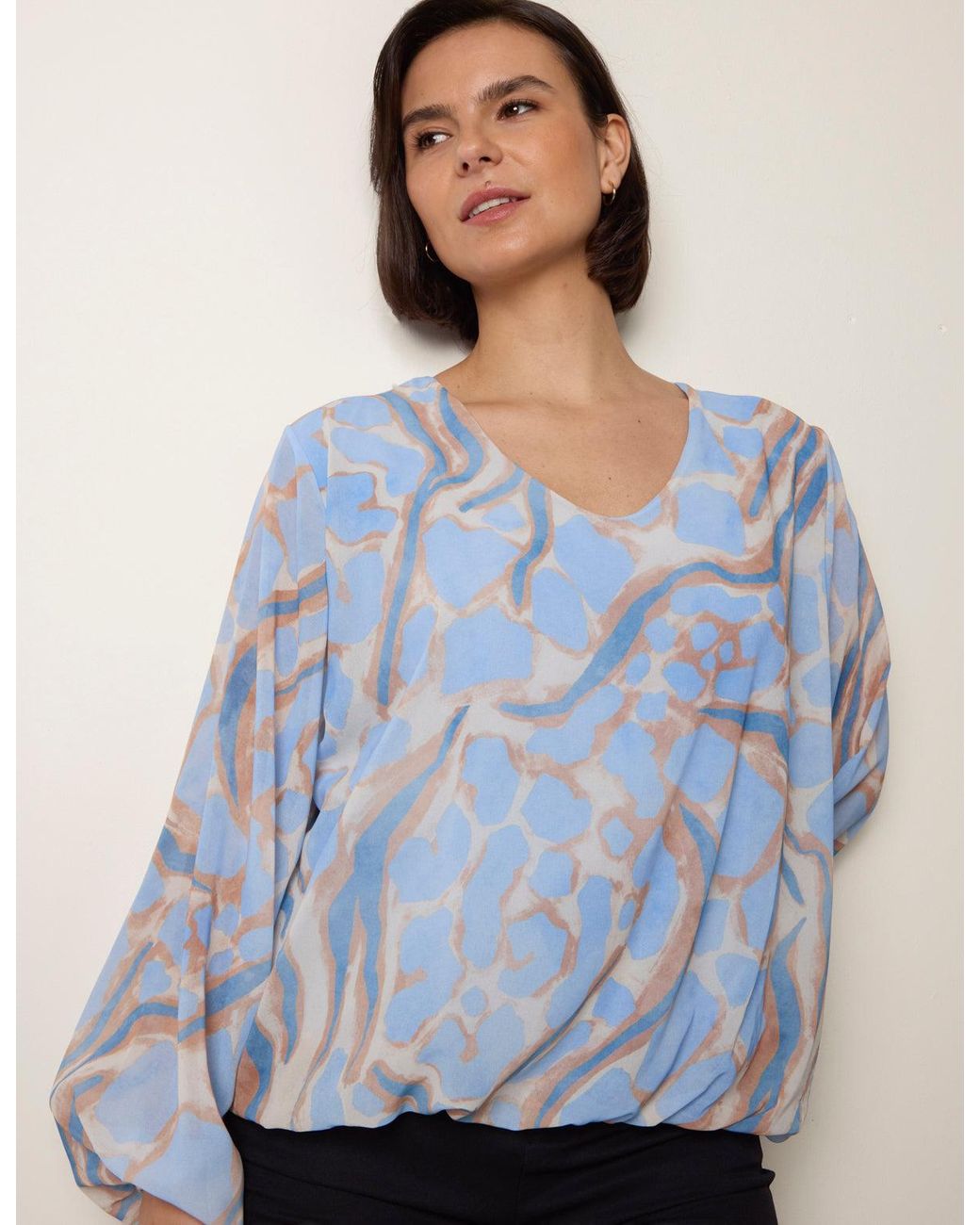 Blue Vanilla Blue Abstract Print V Neck Puffball Top