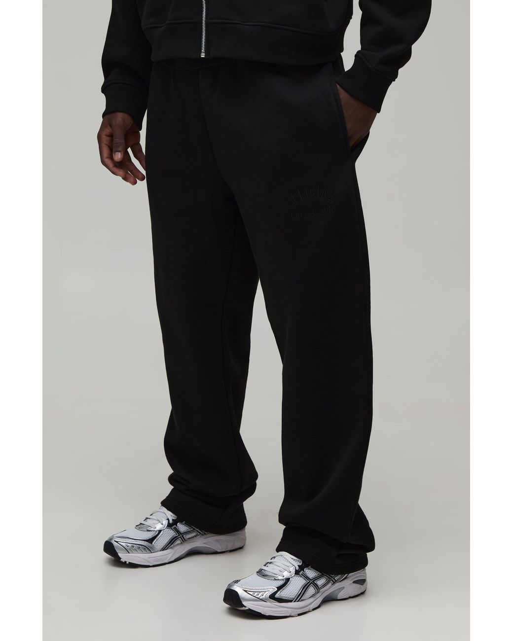 BoohooMAN Black Straight Fit Heavyweight Embroidered Jogger for men