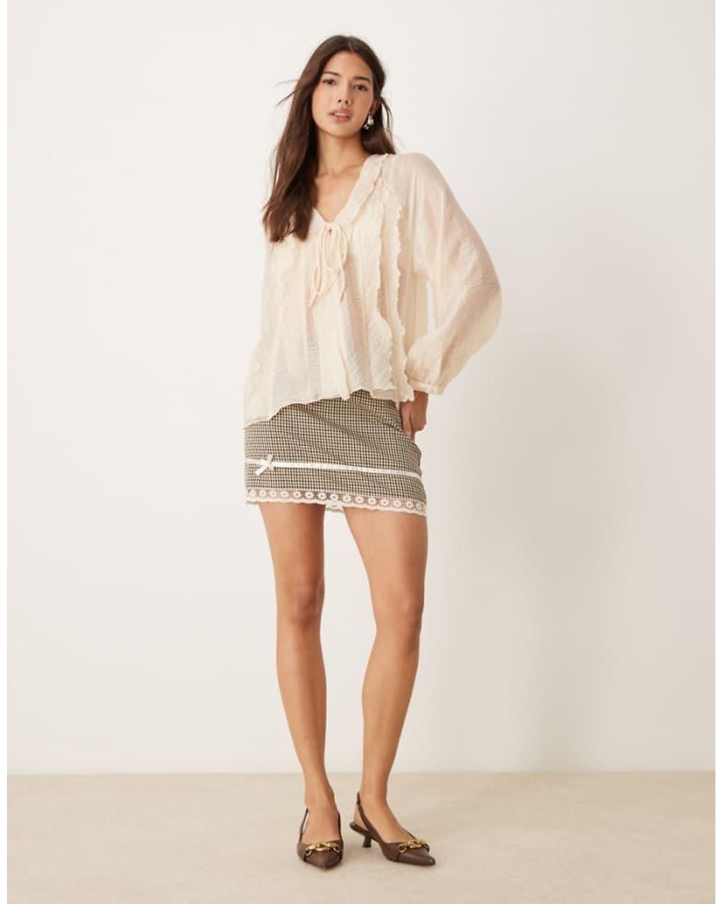 Miss Selfridge Natural Tailored Lace Trim Bow Mini Skirt