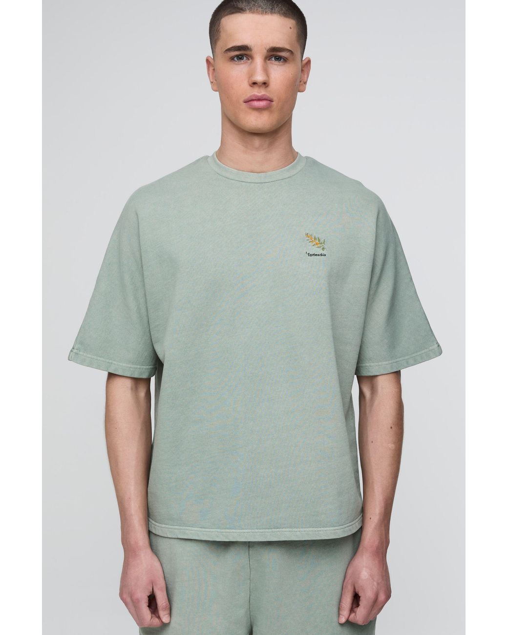 BoohooMAN Green Oversized Washed Embroidered Boxy T-Shirt for men