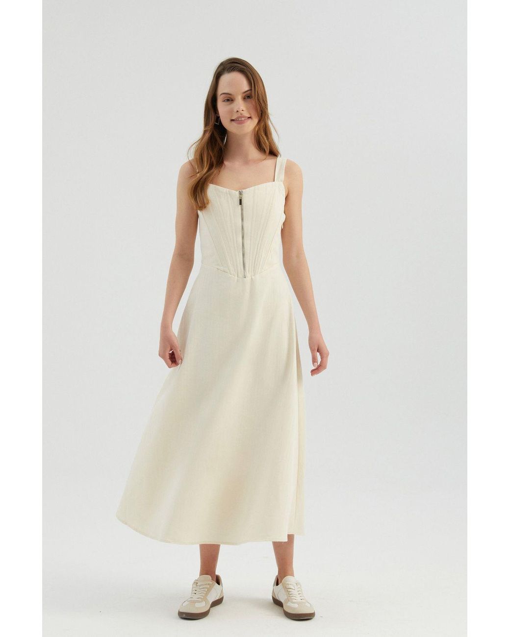 Hiccup White Sweetheart Neck Wide Strap Maxi A-Line Dress With A Zip Detail