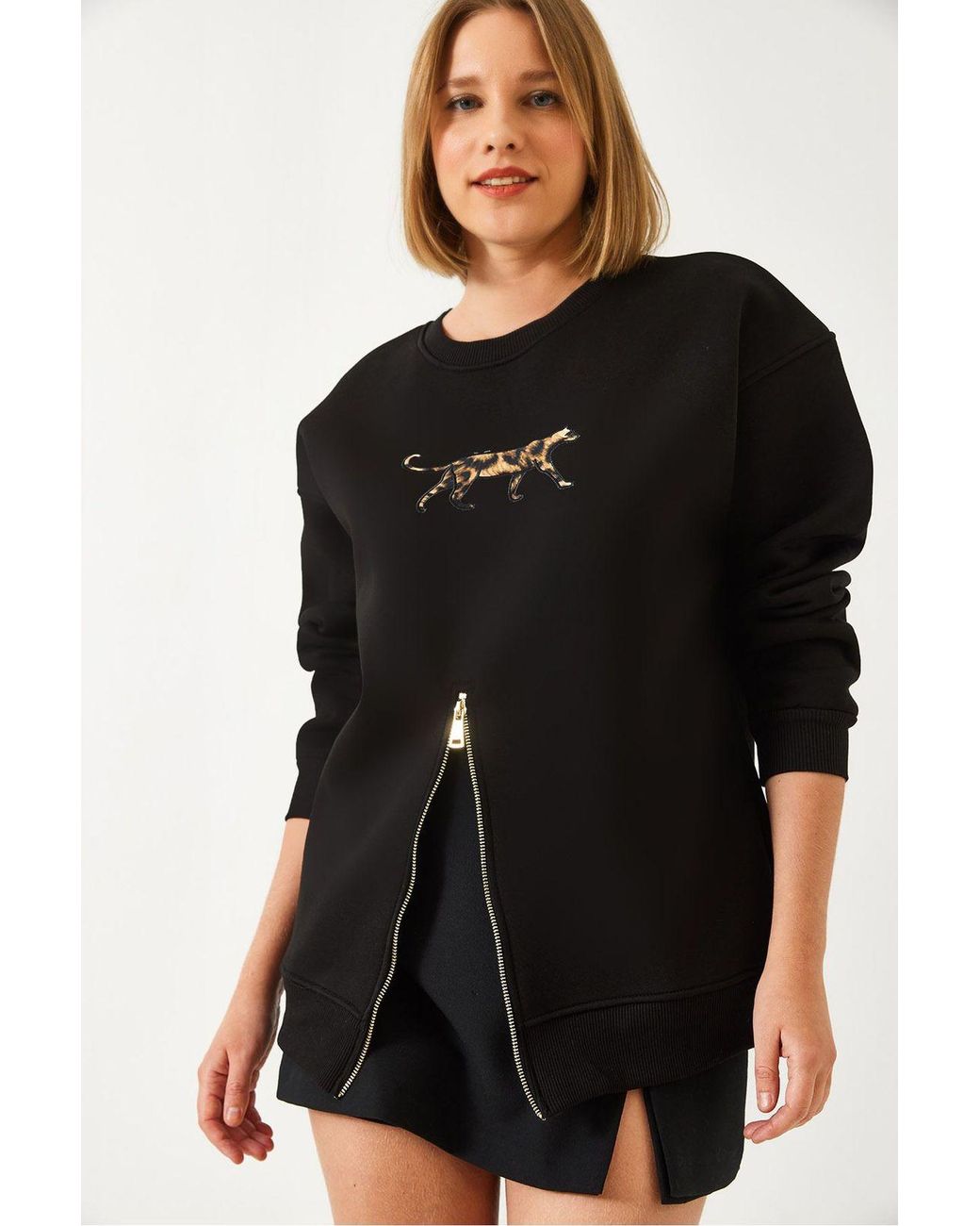 Bianco Lucci Black Embroidered Crew Neck Sweatshirt With Zipper