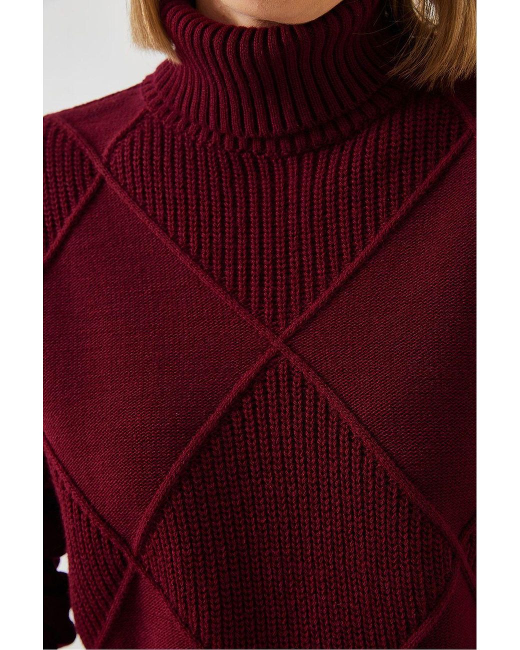 Bianco Lucci Textured Turtleneck Sweater