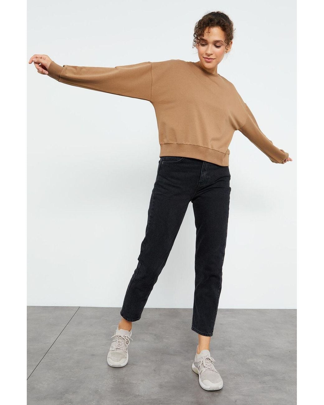 TOMMY LIFE Natural Relaxed Crew Neck Sweatshirt