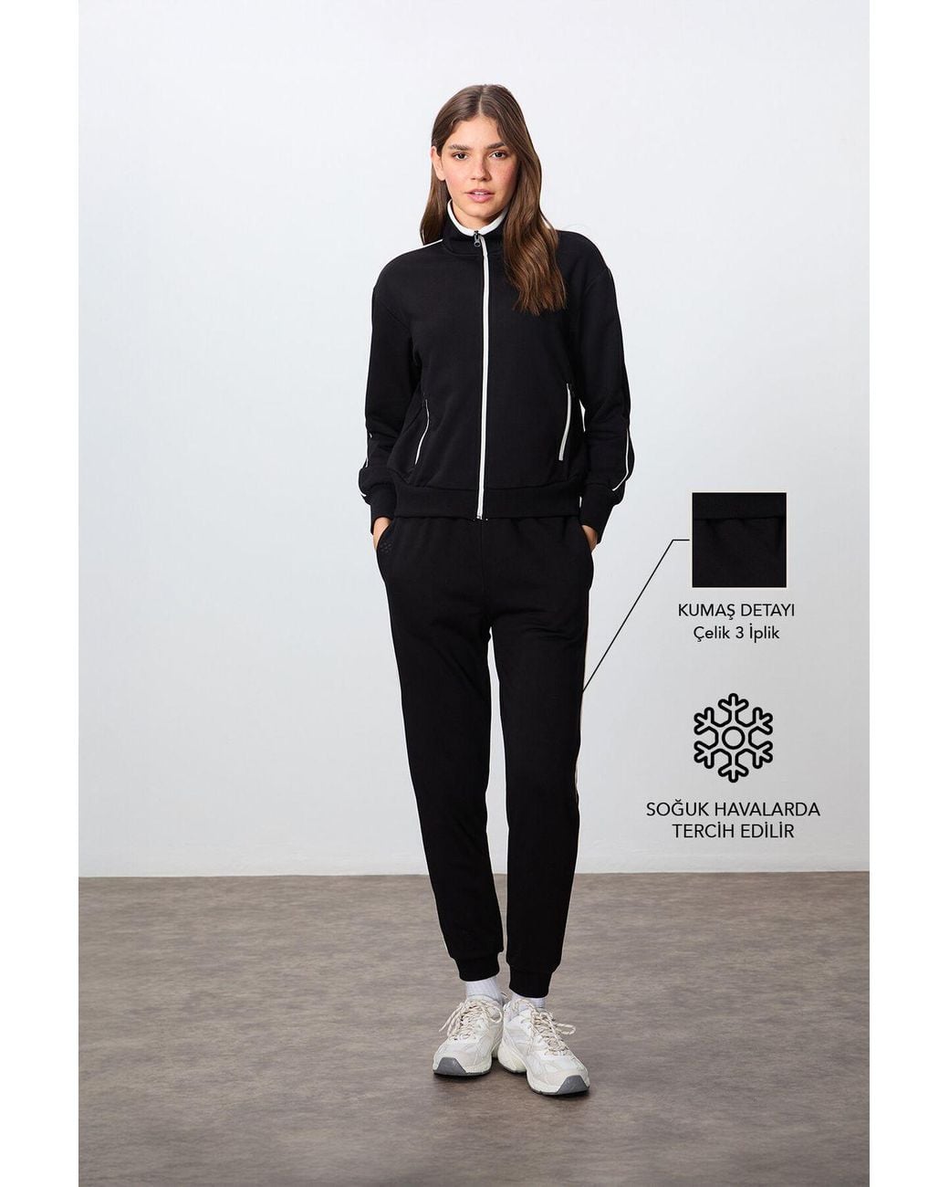 TOMMY LIFE Black Oversized Zip-Collar Sweatshirt And Pants Set