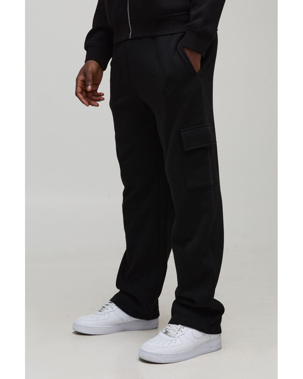 BoohooMAN Black Basic Straight Leg Cargo Jogger for men