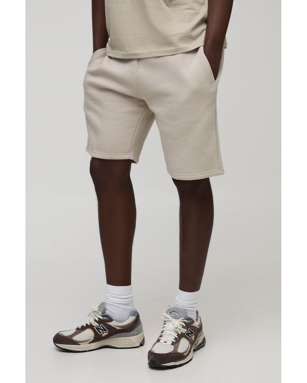 BoohooMAN Natural Loose Fit Mid Length Basic Shorts for men