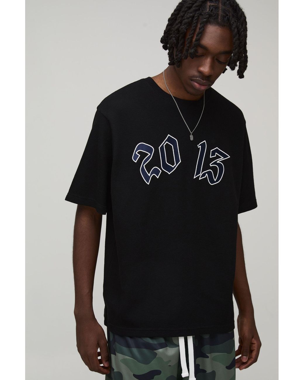 BoohooMAN Black Relaxed Fit Gothic 2013 Embroidered Waffle T-Shirt for men