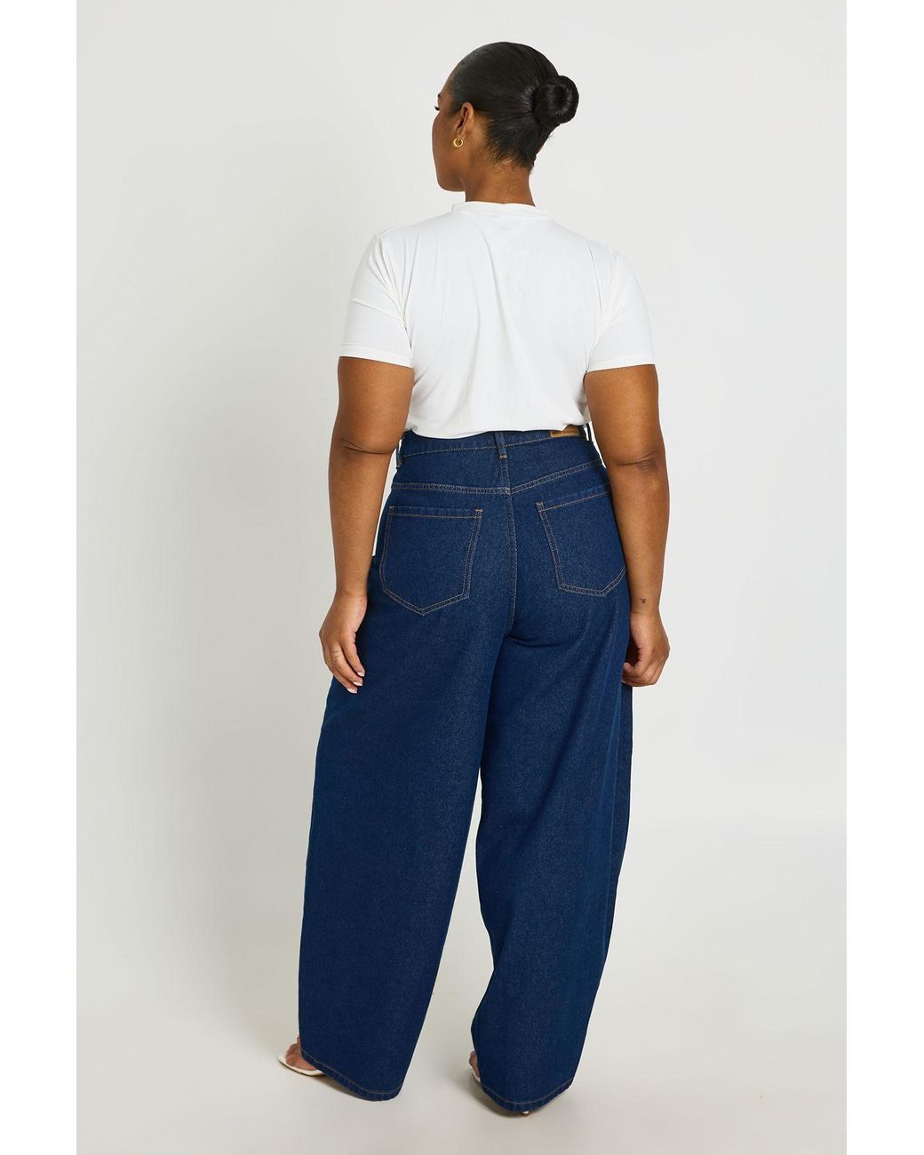 Boohoo Blue Plus Mid Waist Seam Detail Barrel Jean