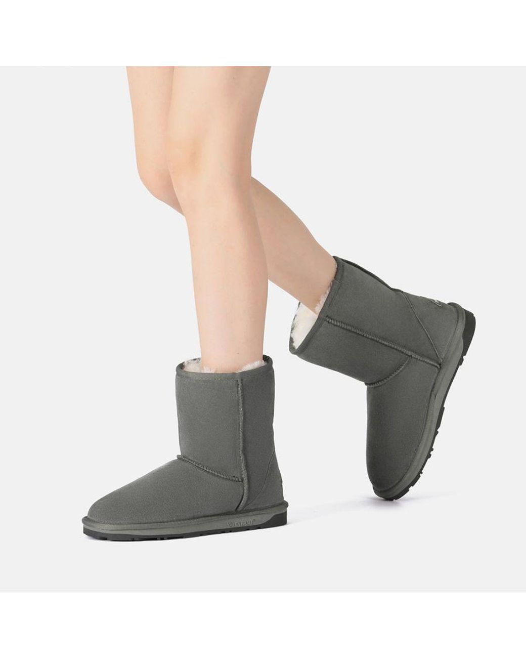 EVER AU Gray Parrot Short Classic Boots