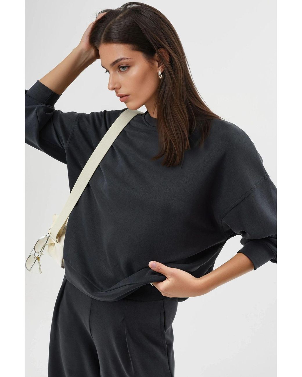 Busem Black Relaxed Fit Crew Neck Modal Sweatshirt
