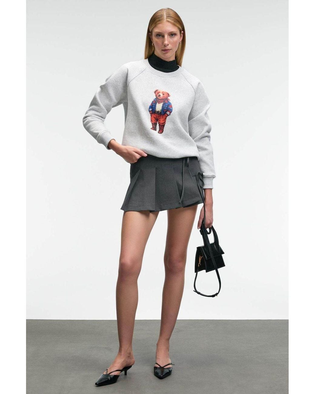 Grimelange Gray Oversized Printed Crew Neck Sweatshirt