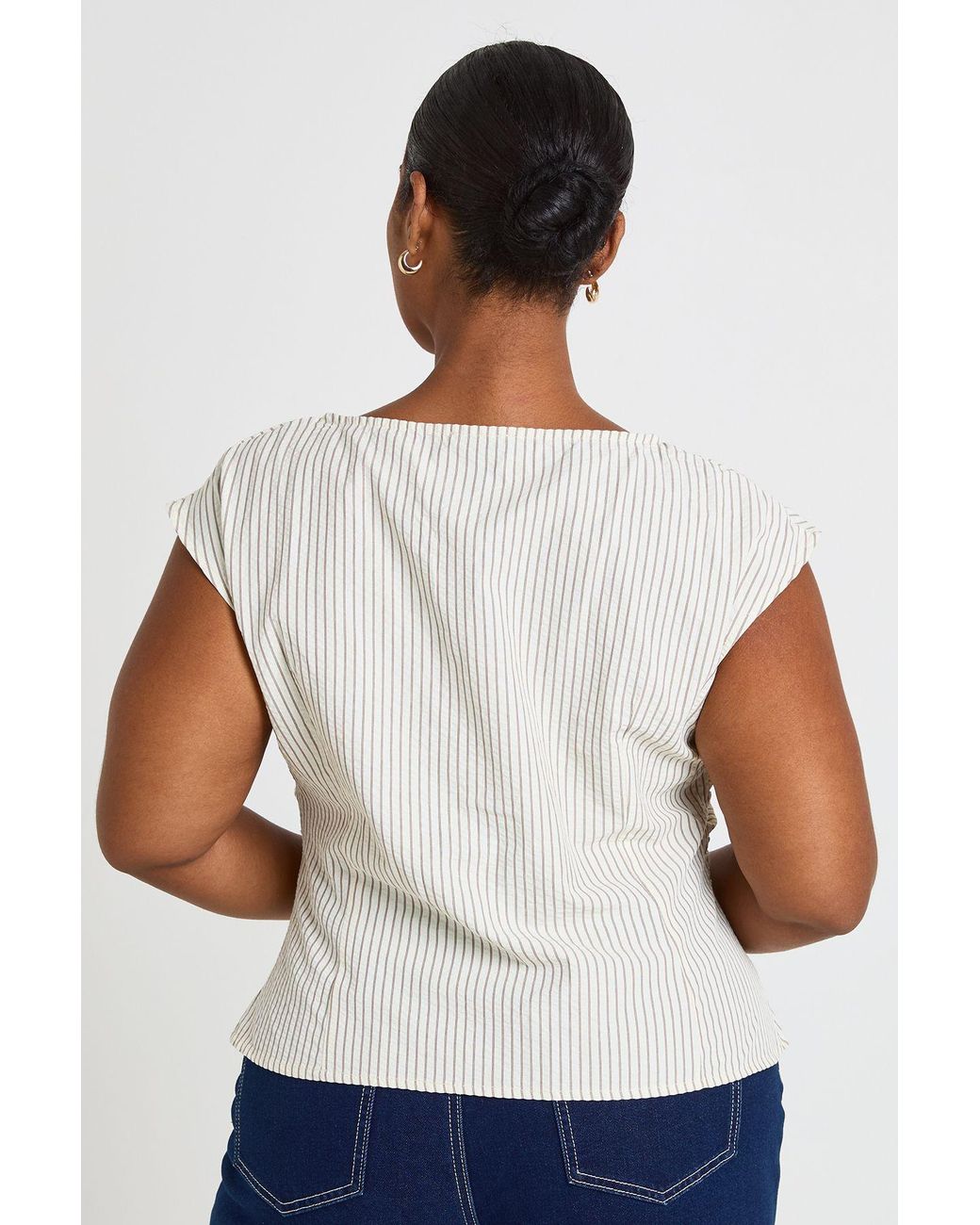 Boohoo White Plus Stripe Hook And Eye Cinched Cap Sleeve Top