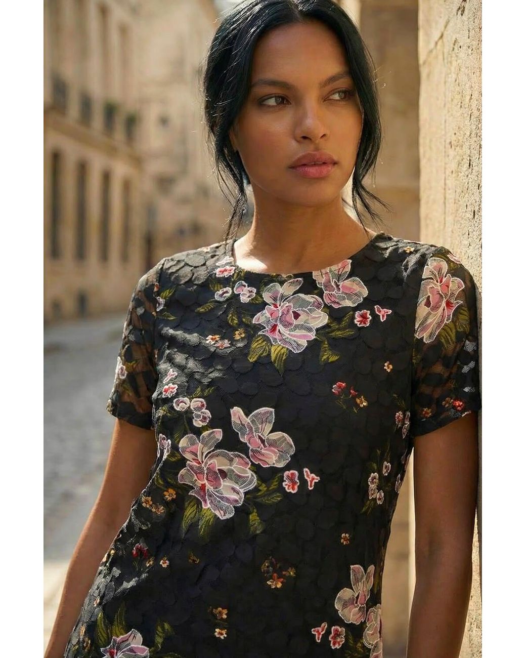 Roman Black Floral Print V-Neck Lace Stretch Top