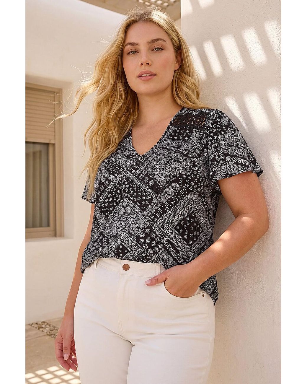Roman Gray Curve Patchwork Print Lace Top