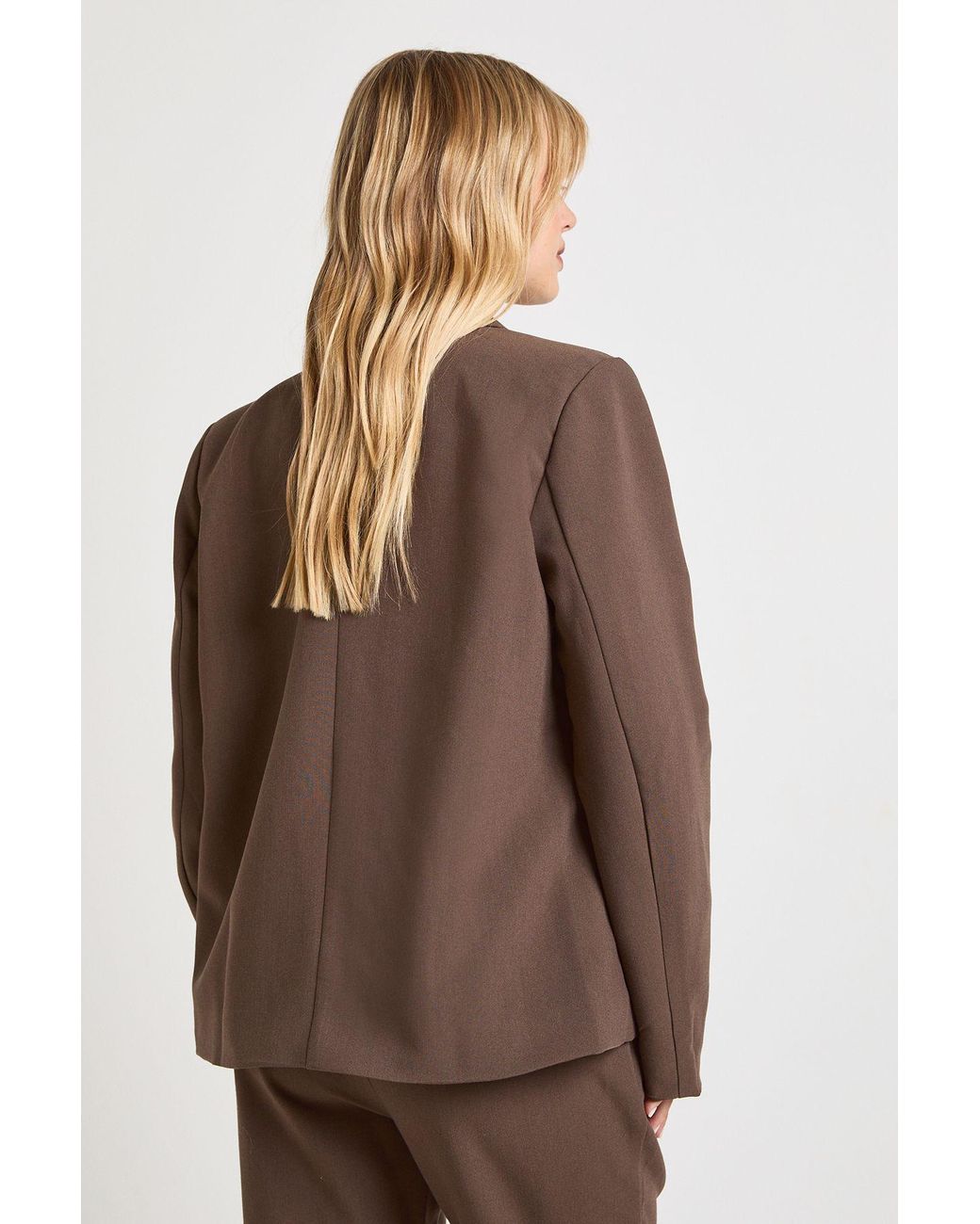 Boohoo Brown Petite Essential Relaxed Blazer