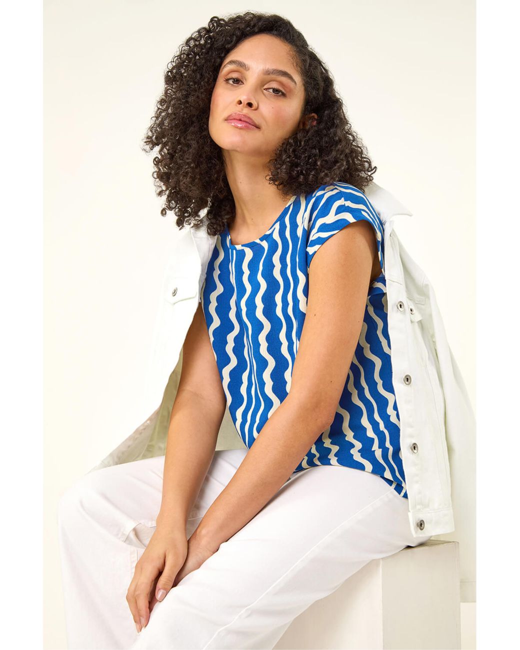 Roman Blue Abstract Wave Print Shell Top