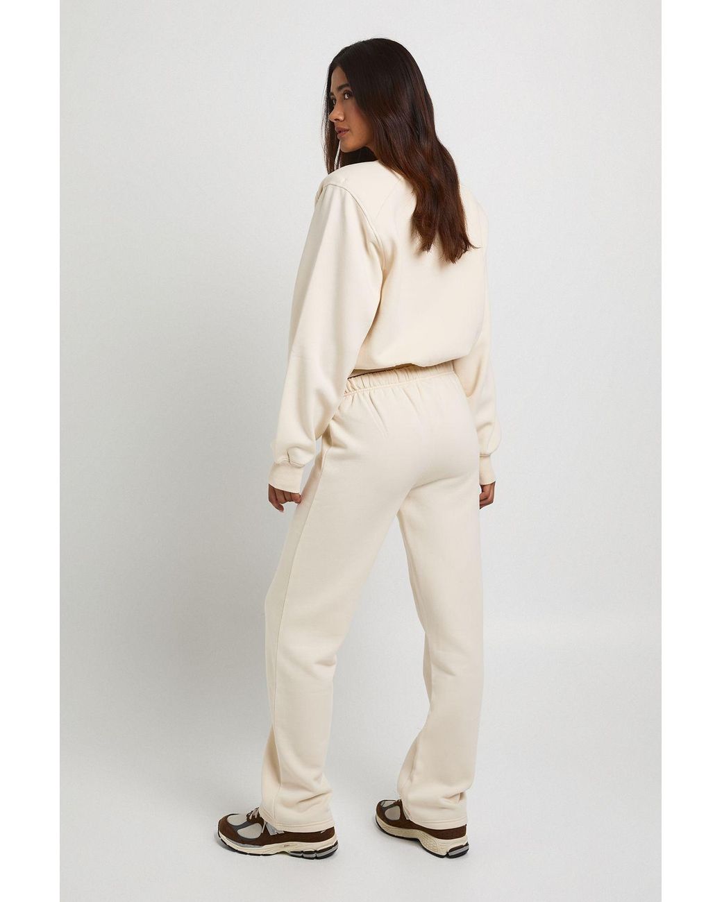 Boohoo Natural Low Rise Slim Straight Jogger
