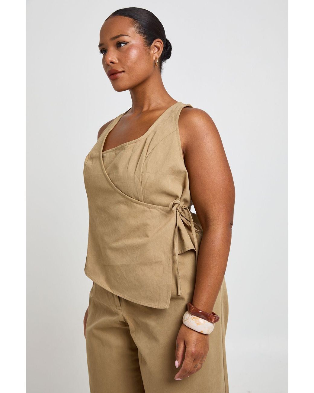 Boohoo Natural Plus Cotton Twill Square Neck Wrap Top