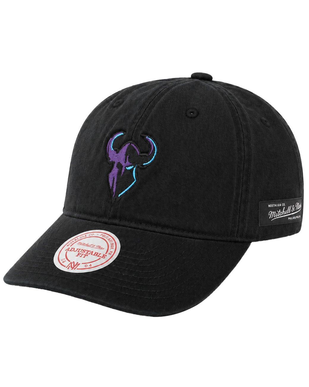 Mitchell & Ness Black G2 Minnesota Call Of Duty Cap for men