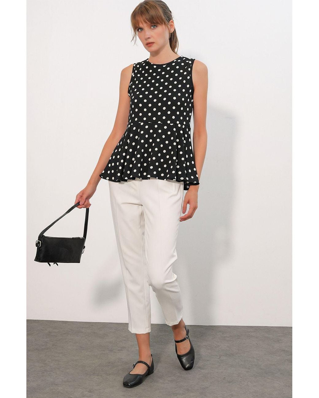 Bigdart Black Polka Dot Sleeveless Crepe Blouse