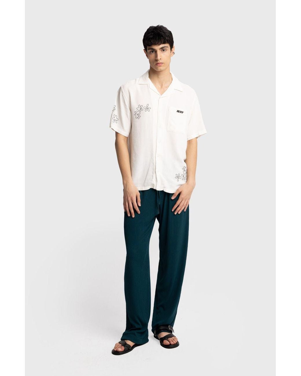 Giesto White Embroidered Cotton Poplin Short Sleeve Shirt for men