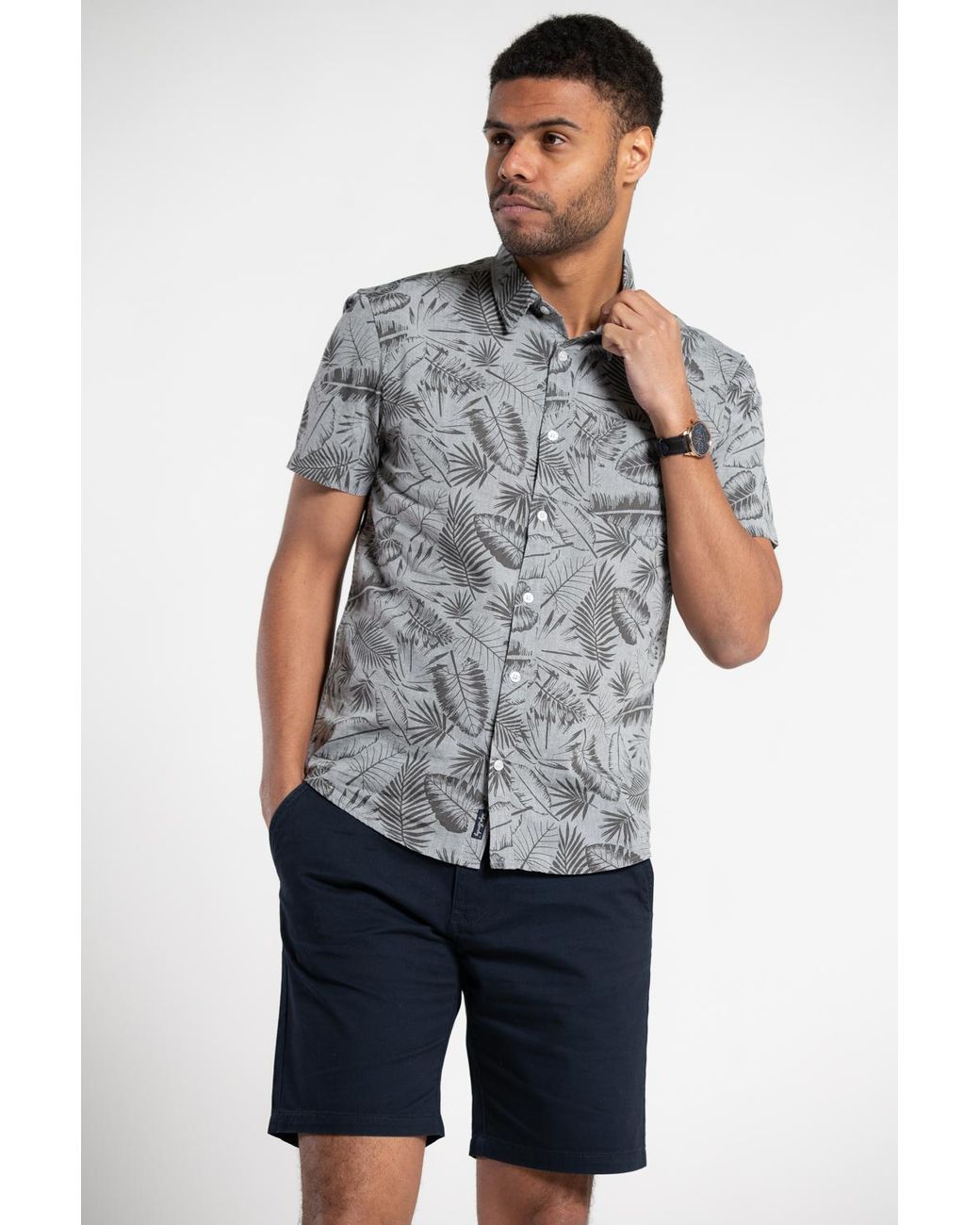 Tokyo Laundry Gray Printed Chambray Short-Sleeve Shirt for men