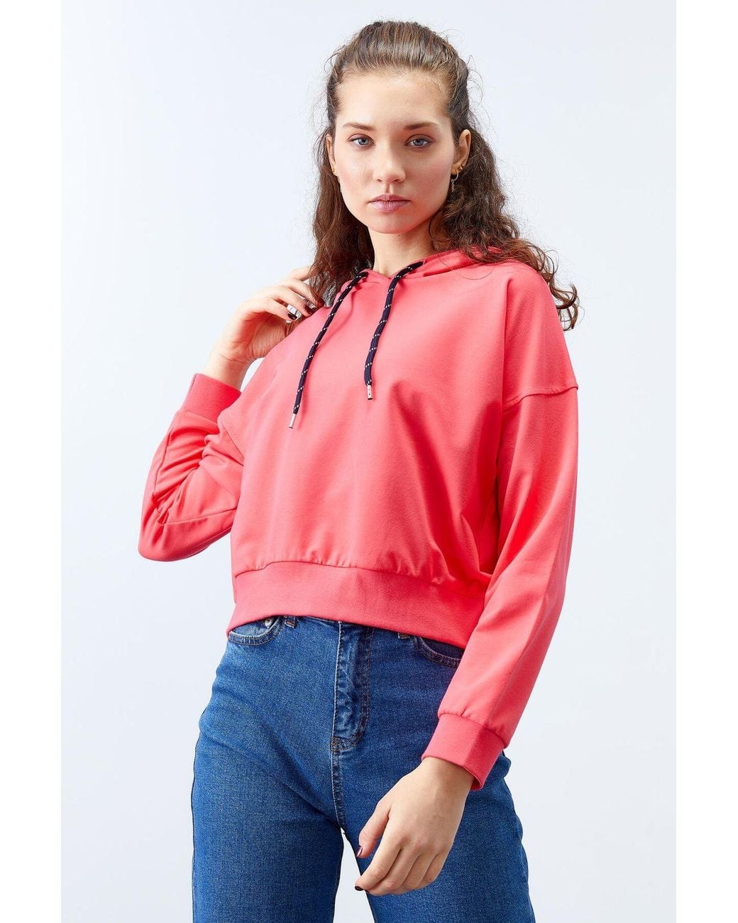 TOMMY LIFE Red Relaxed Hooded Sweatshirt With Tie Detail
