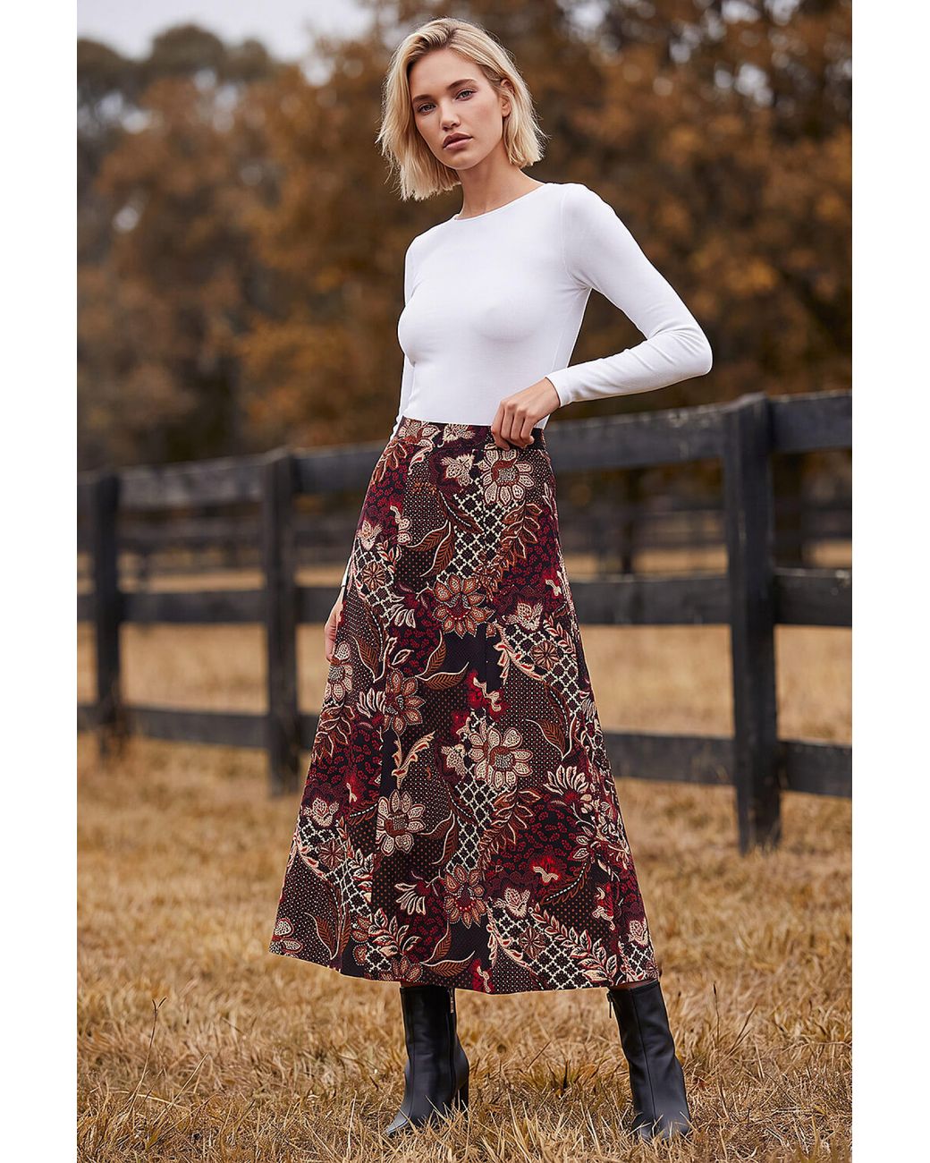 Roman Purple Floral Paisley Print Skirt