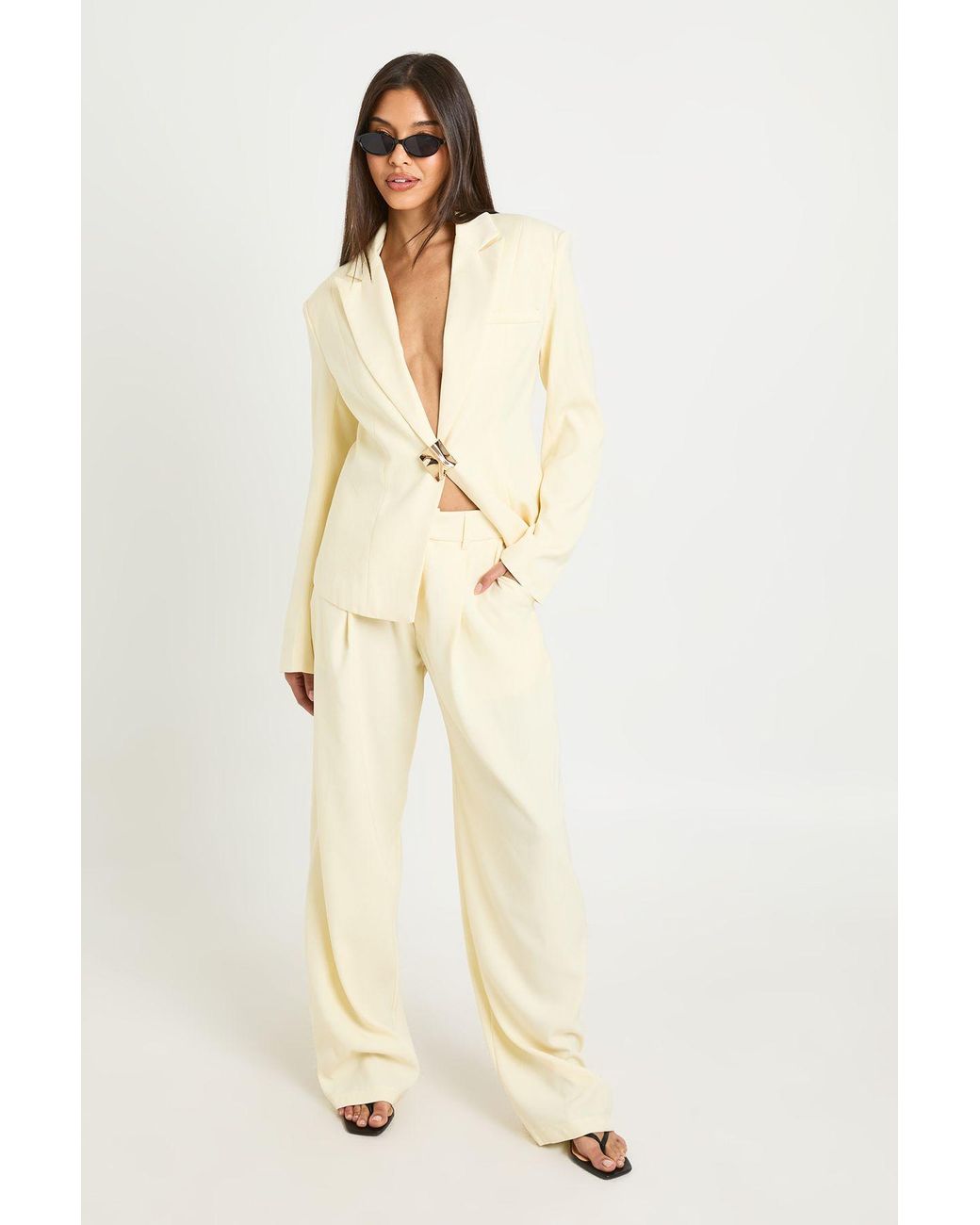 Boohoo Natural Trim Cinched Blazer
