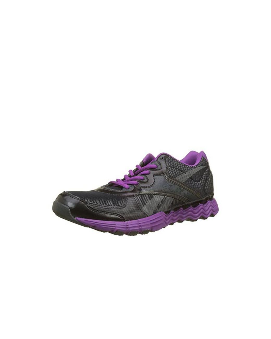 Reebok Black Vibetrain Low Lace-Up Synthetic Trainers J90250